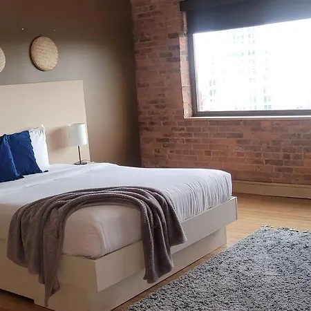 1600 Kcm Penthouse Apartment